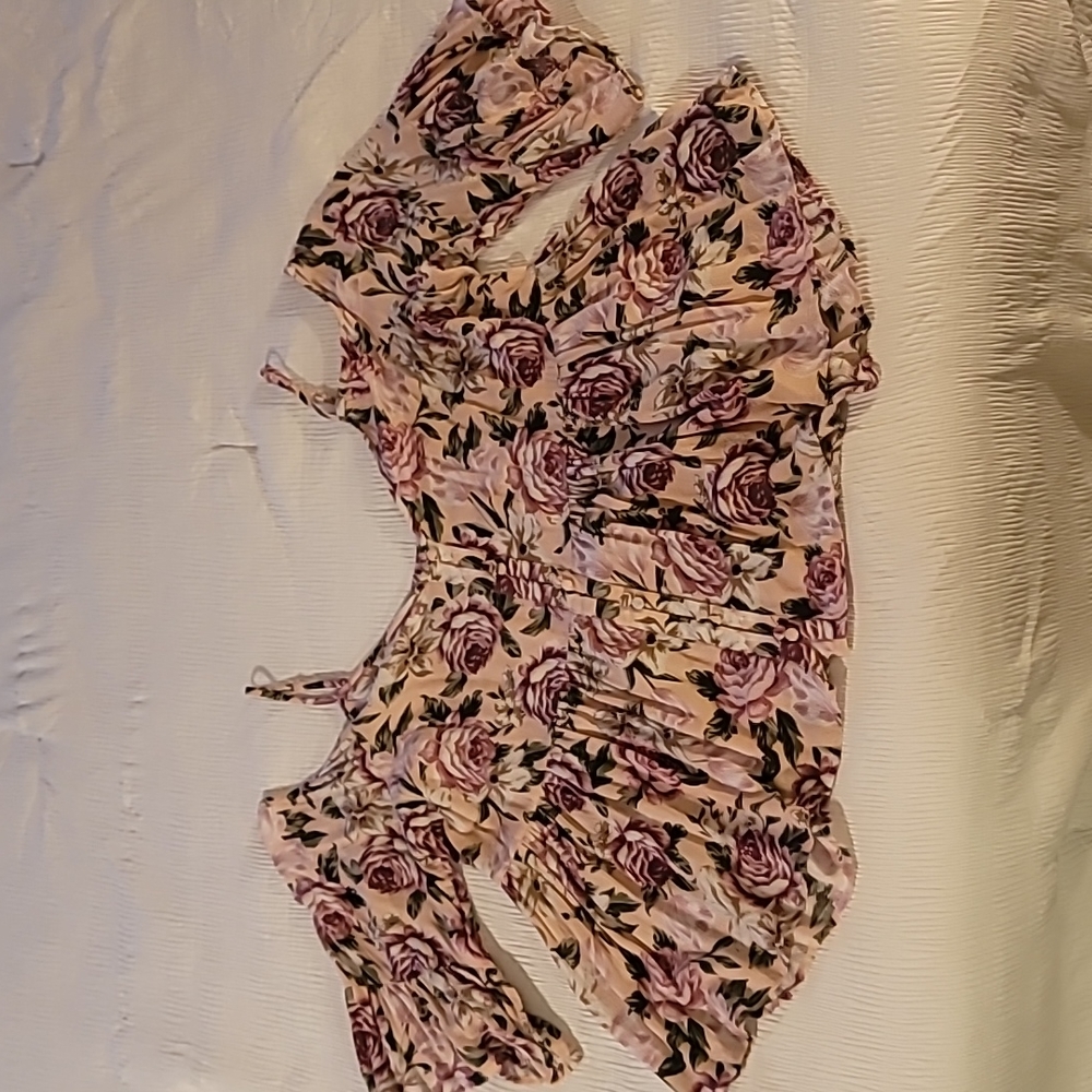 Torrid Babydoll Textured Rayon Cold Shoulder Top Size 2